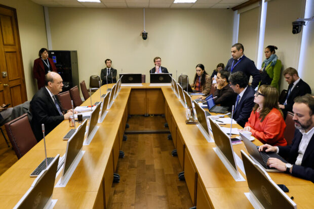 El abogado defensor, Patricio Zapata, durante la comisión AC Nicolas Grau.Sebastián Cisternas/Aton Chile.