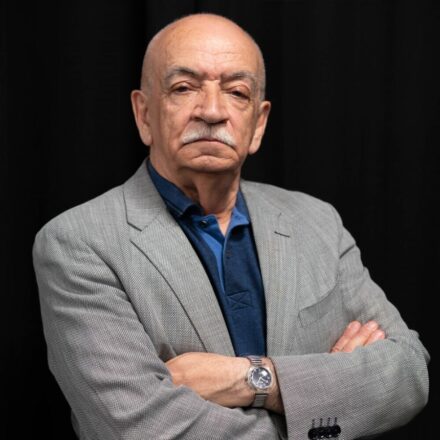Profesor de la Facultad de Comunicación e Imagen de la Universidad de Chile, Eduardo Santa Cruz.