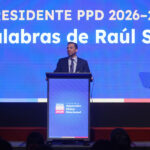 Raúl Soto asume la presidencia del PPD y emplaza a coordinar una "oposición amplia" contra el Ejecutivo El Partido Por la Democracia (PPD) realiza su ceremonia de cambio de mando de la mesa nacional. Foto: Aton Chile.