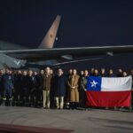 "Representan lo mejor del país": Gobierno recibe a los 45 rescatistas chilenos que regresaron con honores desde Venezuela Bomberos Chilenos2