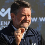 Orrego pide plan para generar empleo y cuestiona falta de diálogo con Minvu claudio orrego