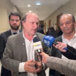 Comisión de Medio Ambiente aprobó megarreforma con retiro de senadores de oposición Ricardo Celis y Alfonso de Urresti