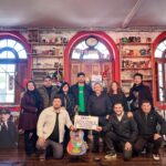 Cafetería Popular reúne a grandes referentes y talentos emergentes en el vinilo "Café, Memoria y Canción" El proyecto discográfico reúne a destacados exponentes de la música chilena y talentos emergentes en una obra análoga destinada a resguardar el patrimonio sonoro. Las sesiones de grabación se desarrollarán durante julio con acceso gratuito para el público, previa inscripción.