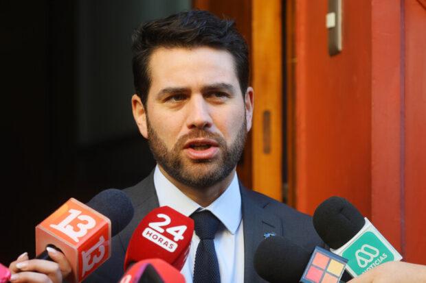 Senador Diego Ibáñez (FA). 