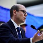 Ministro Arrau reporta caída del 16% en robos violentos y anuncia urgencias legislativas en seguridad Ministro de Seguridad, Martín Arrau.