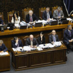 A las 2:40 horas el Senado aprobó megarreforma: Proyecto volvió a la Cámara senado megarreforma
