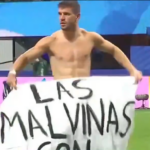 FIFA investiga pancarta de Argentina sobre las Malvinas tras vencer a Inglaterra malvinas