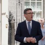 Andy Burnham se estrena como Primer Ministro y anuncia eliminación del IVA a las tarifas eléctricas andy burnham