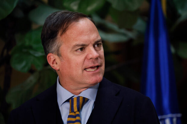 Senador Matías Walker.