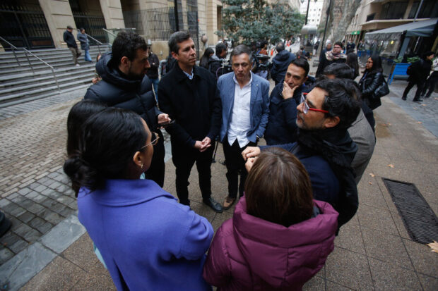 Alcaldes y alcaldesas de oposición realizan punto de prensa para referirse al proyecto de la megarreforma.
