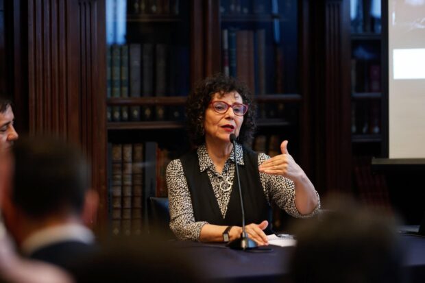 Erika Hennings, directora de Londres 38.