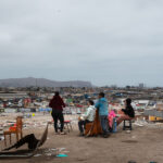Carabineros y la PDI inician primera etapa del desalojo de Cerro Chuño en Arica Comienza desalojo en Cerro Chuño. Foto: Aton Chile.