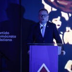 DC cumple 69 años: Ortiz presenta plan de modernización y pone la descentralización como sello de la nueva directiva Ceremonia de Aniversario numero 69 del Partido Democrata Cristiano en la sede ubicada en Alameda. Foto: Aton Chile.