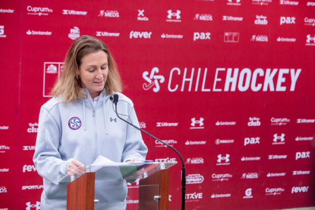 Paula Mackenzie, vicepresidenta de la Federación Chilena de Hockey Césped.
