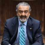 Luksic dice que seguirá pagando las contribuciones de su vivienda Andrónico Luksic.