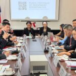 Pérez Mackenna presenta beneficios de la megarreforma ante principales empresas chinas y las invita a invertir en Chile Reunión de trabajo entre autoridades de la Cancillería chilena y ejecutivos de empresas chinas.