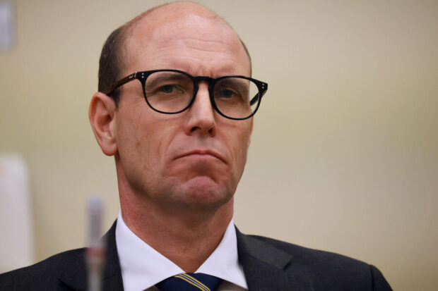 El ministro de Seguridad Publica, Martin Arrau.