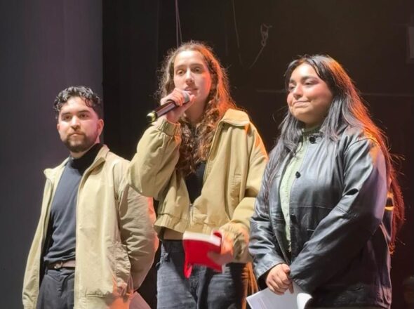 Dirigentes de la Confech en la conmemoración de los 38 años de la CUT.