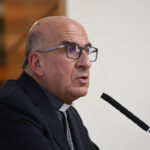 Arzobispo Chomali llama a empresarios a “ampliar la mirada” y asumir responsabilidad por el futuro de Chile El cardenal de Santiago se reunió con la Unión Social de Empresarios Cristianos y presentó la carta “La empresa promotora del bien común”. Foto: Aton.