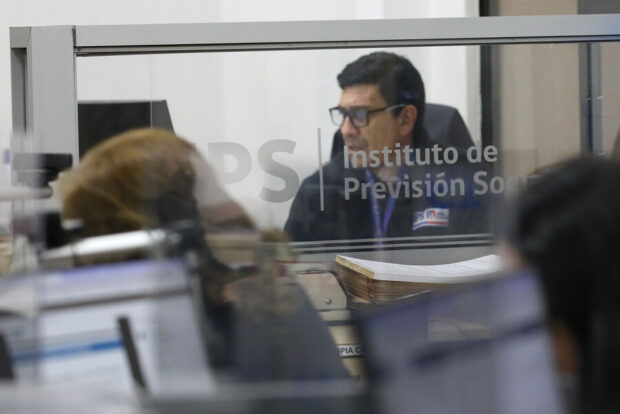 Instituto de Previsión Social.