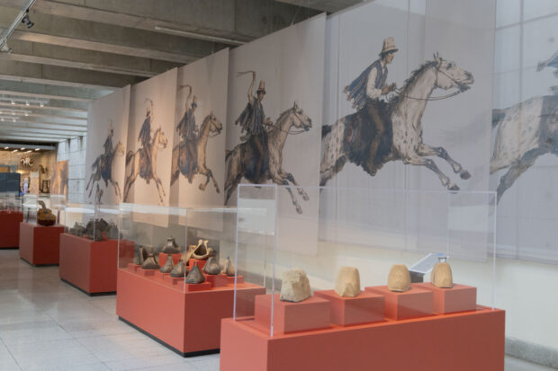 Exposición "Chilenidad: Estéticas y materias mestizas".