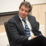 Arturo Fontaine y la reforma "iliberal" de seguridad: "La mejor manera de resolver la contradicción del Presidente es retirar el proyecto" Arturo Fontaine.