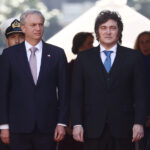 Bilateral Kast-Milei: Estrecho de Magallanes y caso Apablaza en el centro de su encuentro en La Moneda El Presidente de la República, José Antonio Kast, recibe a su similar de Argentina, Javier Milei en el Palacio de La Moneda. Dragomir Yankovic/Aton Chile.