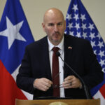 Cancillería llama a Brandon Judd, embajador de EEUU, tras sus dichos sobre el estallido social Brandon Judd
