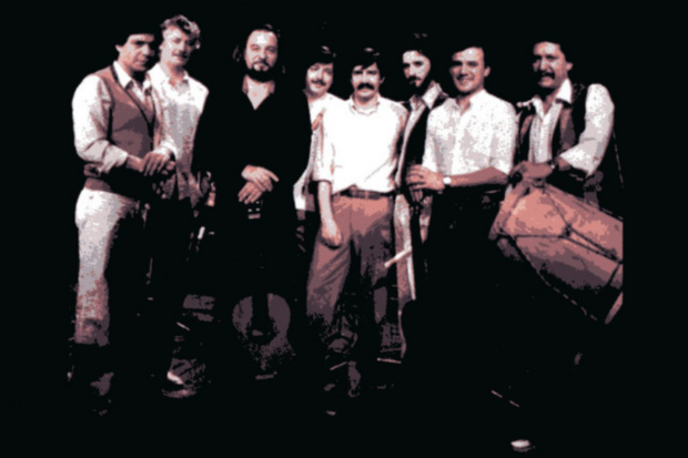 Inti Illimani y Patricio Manns.