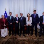 Schalper (RN) defiende gestión de García Ruminot y pide "no debilitar la soberanía nacional" en interpelación al canciller Jefes de bancada del oficialismo se reúnen con el ministro García Ruminot. Foto: Segpres.