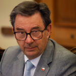 Islas Malvinas: ministro Barros reafirma respaldo de Chile al reclamo argentino pero reconoce control británico Ministro de Defensa, Fernando Barros.