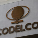 Trabajador muere en accidente en mina de Codelco: gremio del cobre declara alerta nacional Logo de Codelco.