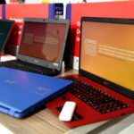 Proyecto de Presupuesto 2027 deja fuera recursos para programa “Yo elijo mi PC” Notebooks entregados por el Ministerio de Educación en el marco de las Becas TIC de la Junaeb.