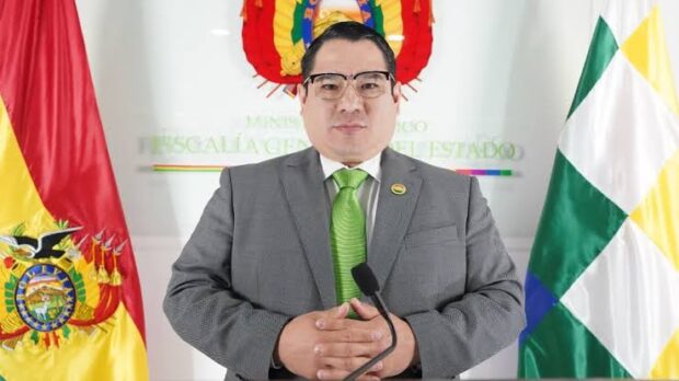 Roger Mariaca.