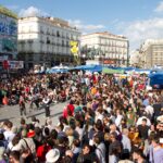 Decenas de miles se manifiestan en España por el derecho a la vivienda Archivo - Protestas en la Puerta del Sol de Madrid en mayo de 2011. Foto: Wikimedia Commons.