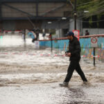 Director del CR2: “Estamos atrasados como 60 años” en sistemas de alerta para tormentas severas Anegamiento en paso bajo nivel de metro Nuble.