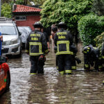 Suspendieron clases en colegios municipales de Ñuñoa, Providencia y Santiago inundaciones santiago