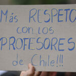 Días de profe: entre celebrar, lamentar y reivindicar Cartel en manifestaciones del profesorado.