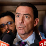 Rebajas de penas a agresores sexuales de menores: crecen las críticas y evalúan acusación constitucional contra Rabat Ministro de Justicia, Fernando Rabat.