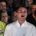 Bolsonaro no reconoce derrota y pedirá anulación por prórroga de votación flavio bolsonaro