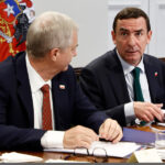 “Por supuesto”: Rabat asegura que mantiene la confianza del Presidente Kast pese a cuestionamientos transversales Ministro Rabat asegura contar con el respaldo del Presidente Kast.