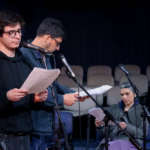 “Historias que Abrazan”: el radioteatro de la Universidad de Chile que invita a conversar sobre la muerte historias-que-abrazan-sala_master-7-1152x768